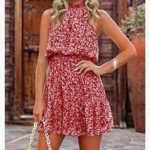 RED SUMMER FLORAL DRESS NEW WITHOUT TAGS